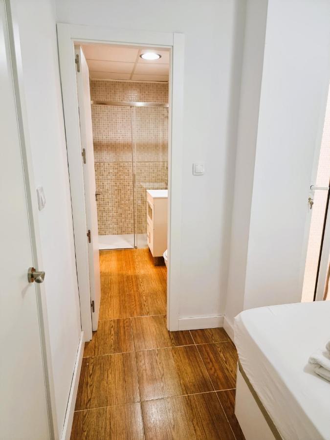 אליקאנטה Claudia Tourist Apartment מראה חיצוני תמונה