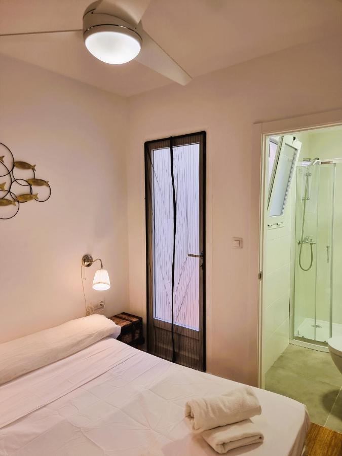 אליקאנטה Claudia Tourist Apartment מראה חיצוני תמונה