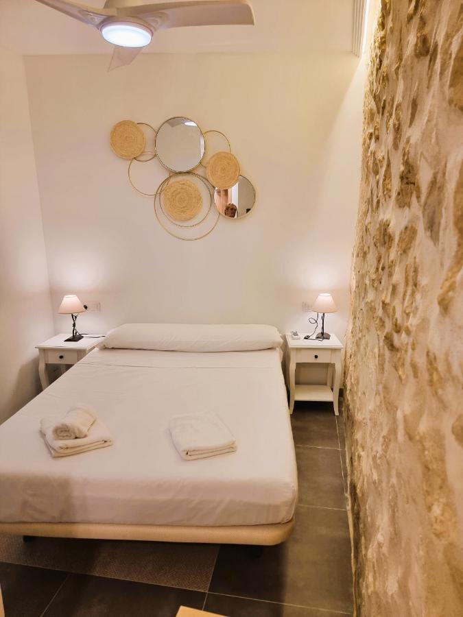 אליקאנטה Claudia Tourist Apartment מראה חיצוני תמונה