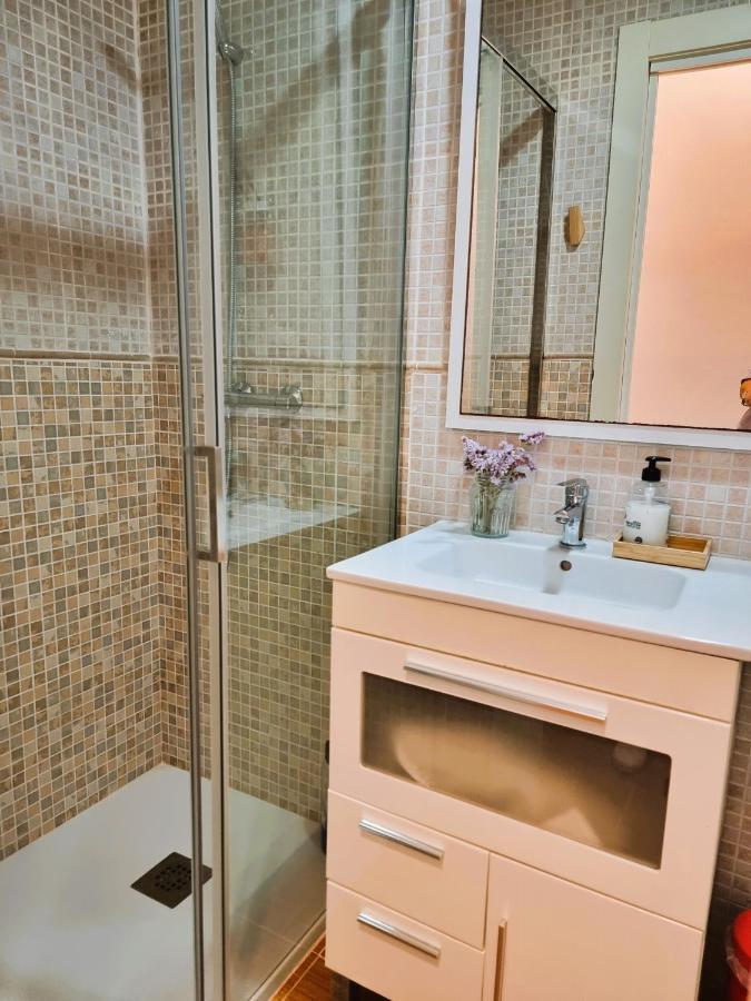 אליקאנטה Claudia Tourist Apartment מראה חיצוני תמונה